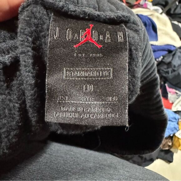 Air Jordan Black Athletic Jogger Sweatpants - Picture 4 of 4